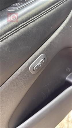 جیپ گراند شیرۆکی